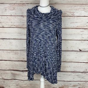 Cable and gauge Tunic Style Long Sleeve Blouse